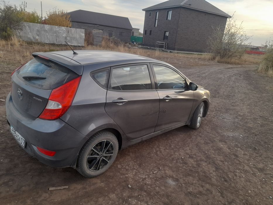 Продам хюндай акцент солярис