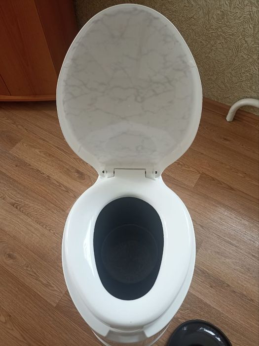 Биотуалет новый.