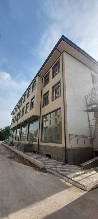 Сдаётся в аренду 3-х этажное здание в Алмазарском районе