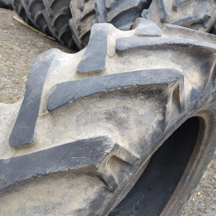 Cauciucuri 11.2-24 (280/85R24) Semperit Lichidare Stoc Anvelope SH
