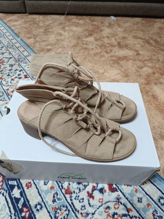 Продам обувь на лето