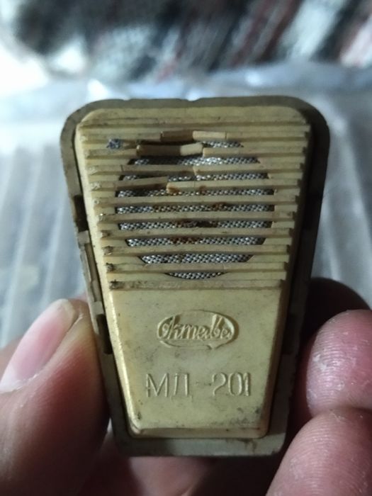 Ретро динамик рабочий