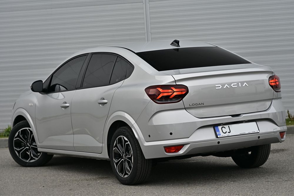 DACIA Logan 2023 — imagine 3