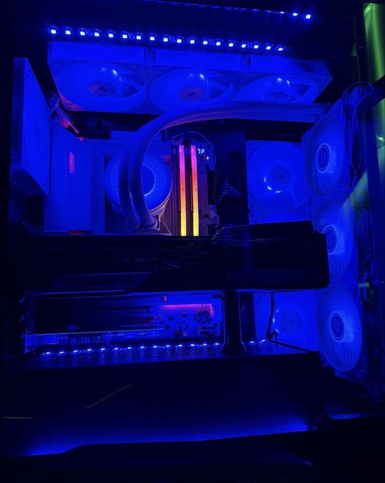 RTX 5090 32gb Gigabyte OC garantie 3 ani eMag