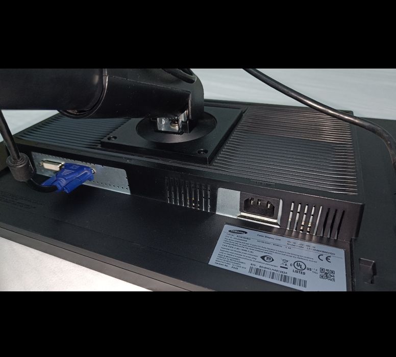 Мониторы хорошего качества б/у