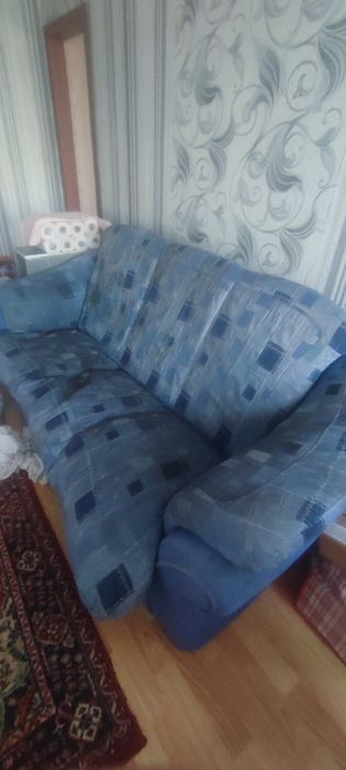 Отдам бесплатно диван