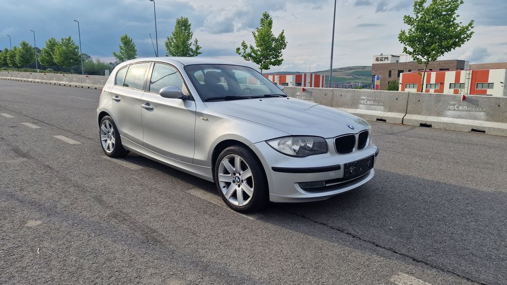 BMW Seria 1 2008 distribuție nouă