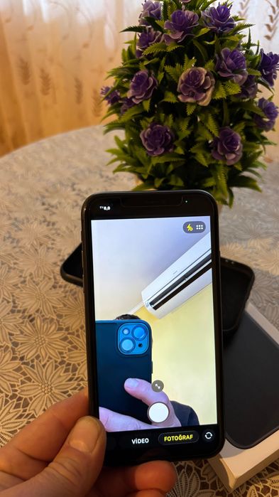 iPHONE 11 в Добро състояние