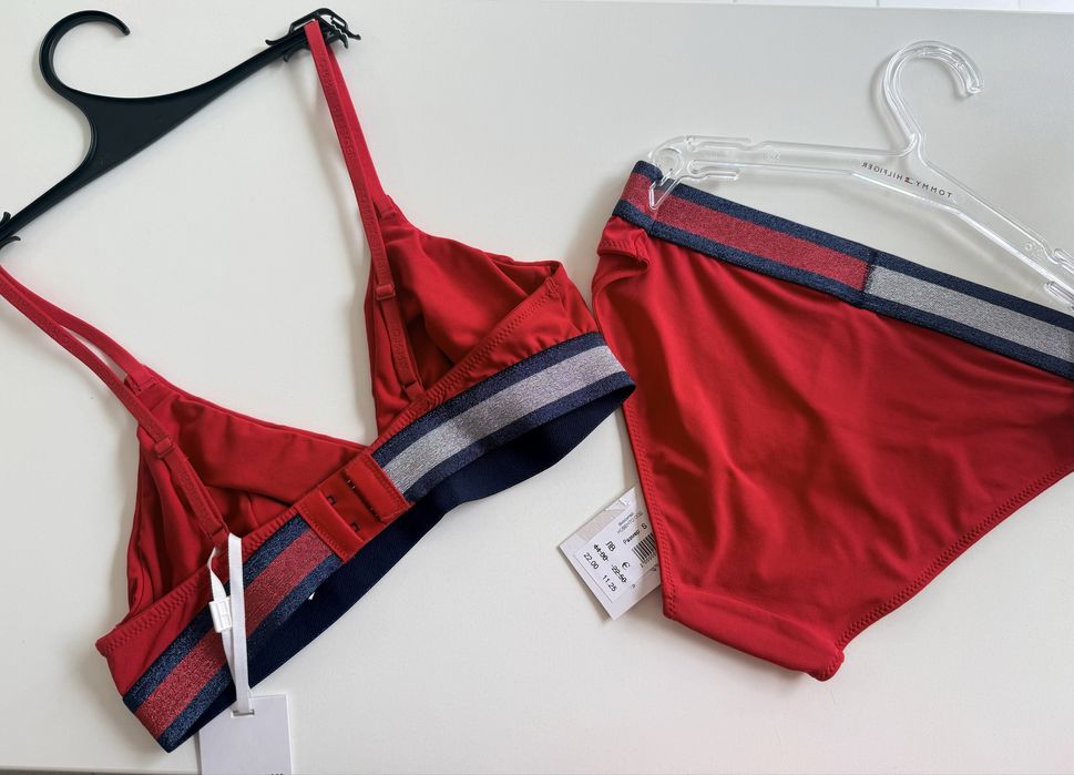 Комплект в сиво и червено /S/ Tommy Hilfiger