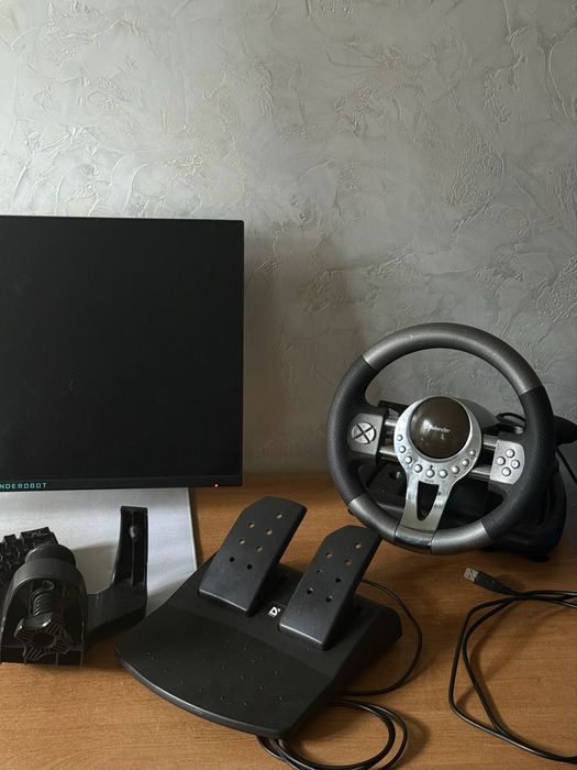Продам игровой руль для ПК defender