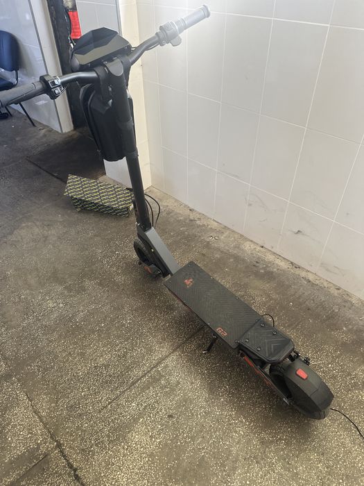Trotineta kukirin g2