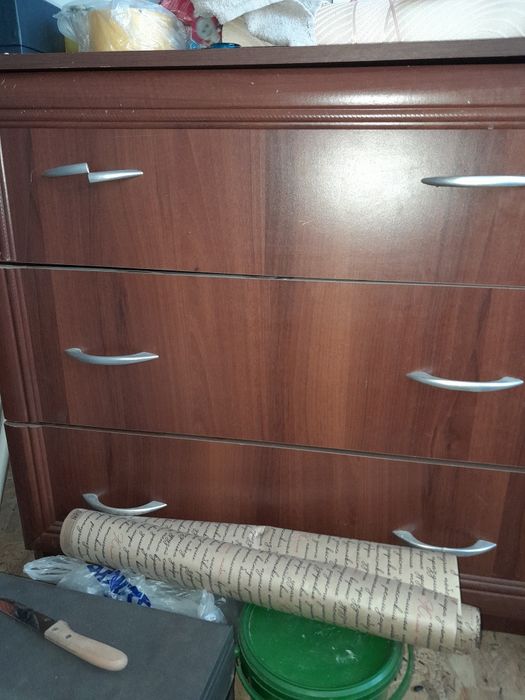 Продам 2 тумбочки