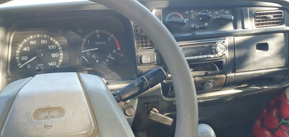 Mitsubishi Canter Intercooler 3.0 Diesel – Prelată – 194.000 km –Ax spate dublu,  Cat. B (3.5t)- Detarata