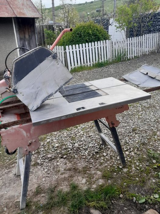 Masina de tăiat cu apa piatra, granit, marmura, faianta, gresie, pavaj Husqvarna TS 350E