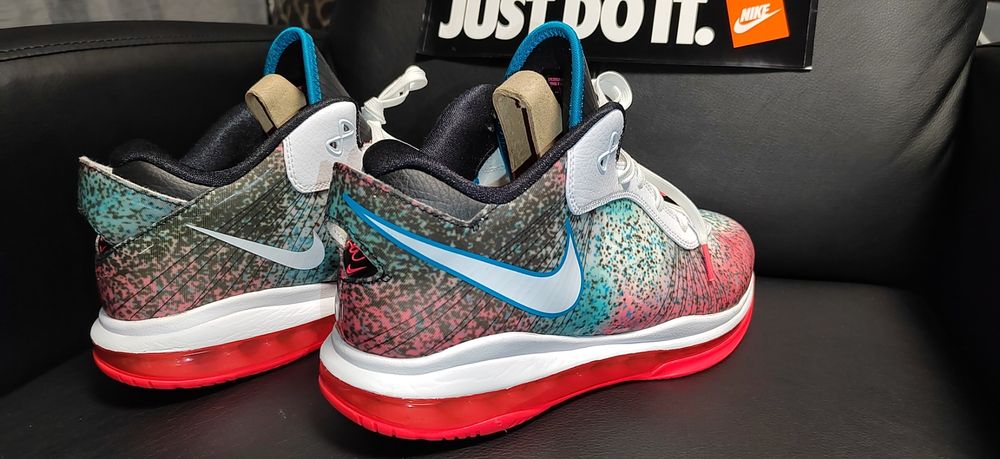 Nike Lebron VIII V/2 Miami Nights, номер 44