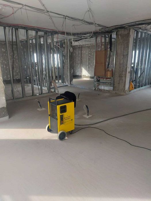 Echipa Meseriasi Constructii (Case la rosu/ cheie), Renovări