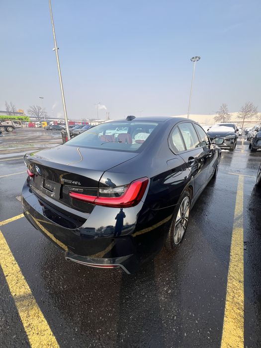 Bmw i3  40L   2025 model  night Sport