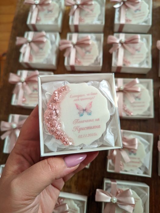 Магнити от епоксидна смола бебешка погача/ епокси магнити бебешка пита