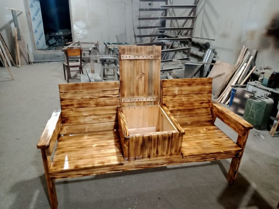 В продаже уголок отдыха