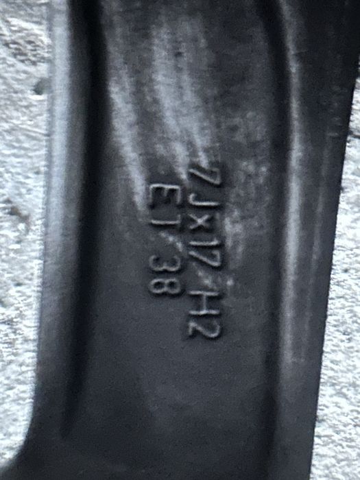 Диски R17 5*100 .