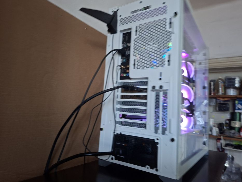 Нова геймърска конфигурация / Ryzen 5 7500X3D/Asus Dual RTX 3070/WiFi&BT/SSD Samsung9100Pro-1TB/DDR5-32GB Corsair 6000mhz