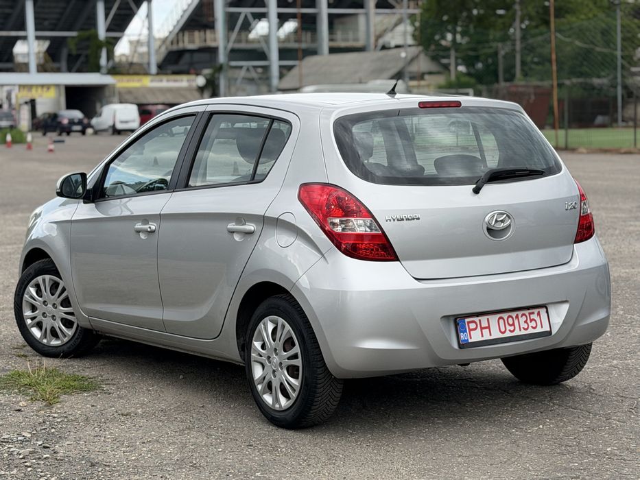 Hyudai i20/ 1.2i-Motion/ 80CP/ An 2011/ Aux / USB / BT/Euro 5