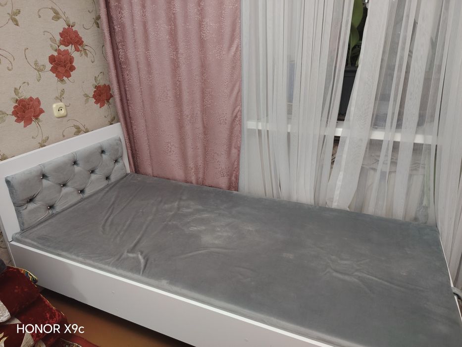 Продам красивую кровать