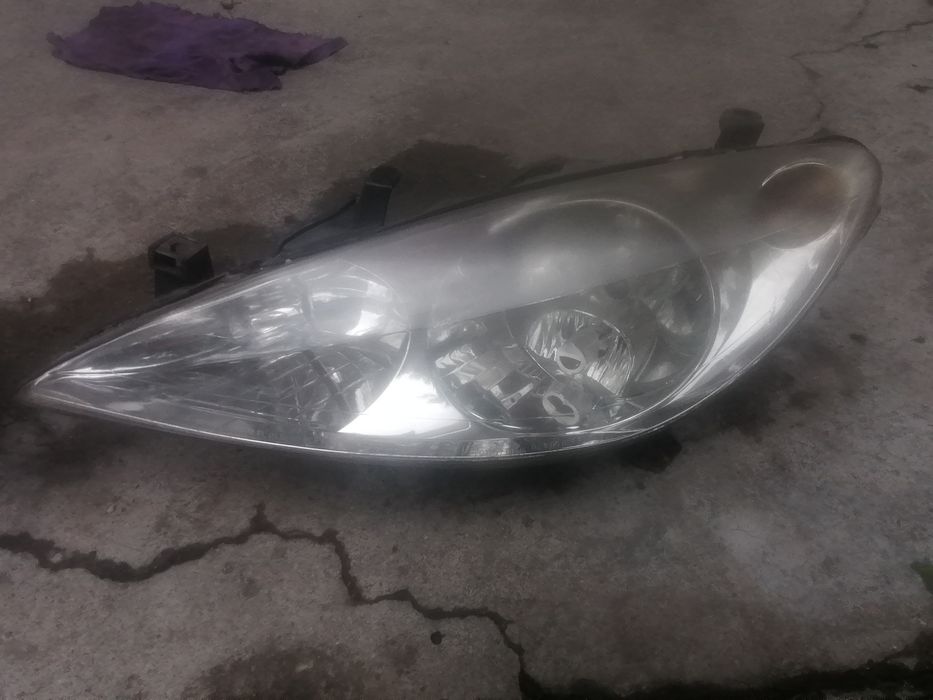 Фарове за peugeot 307