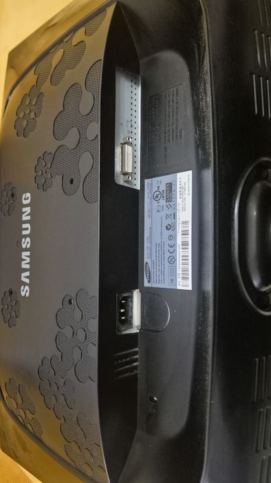 Монитор Samsung 22" 120hz