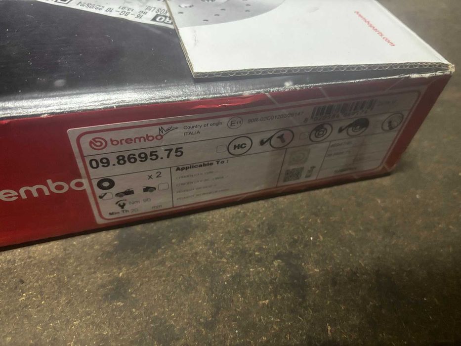 Продавам дискове и накладки Brembo/брембо за Peugeot / Citroen