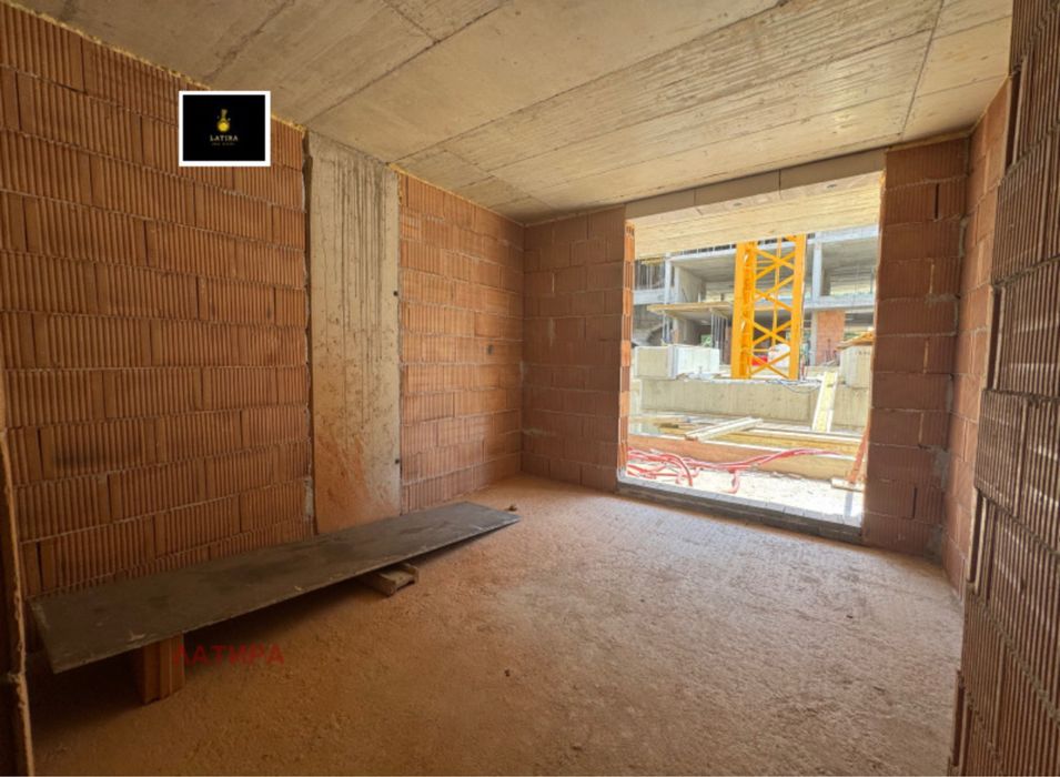 4-стаен! Малинова долина!