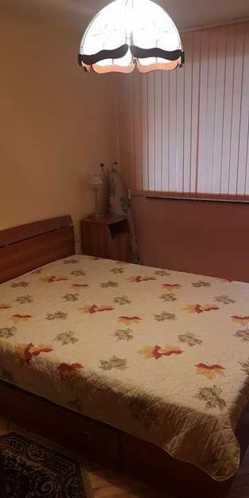 Дава се под наем Тристаен апартамент в Бургас, Център - 90 кв.м за 225 € - Снимка #12