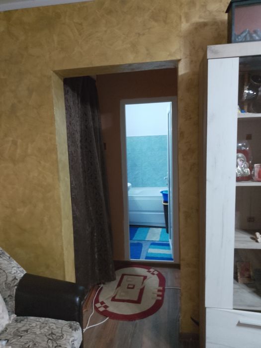 Apartament 2 camere renovat, mobilat – Moreni, Tineretului | Etaj 1