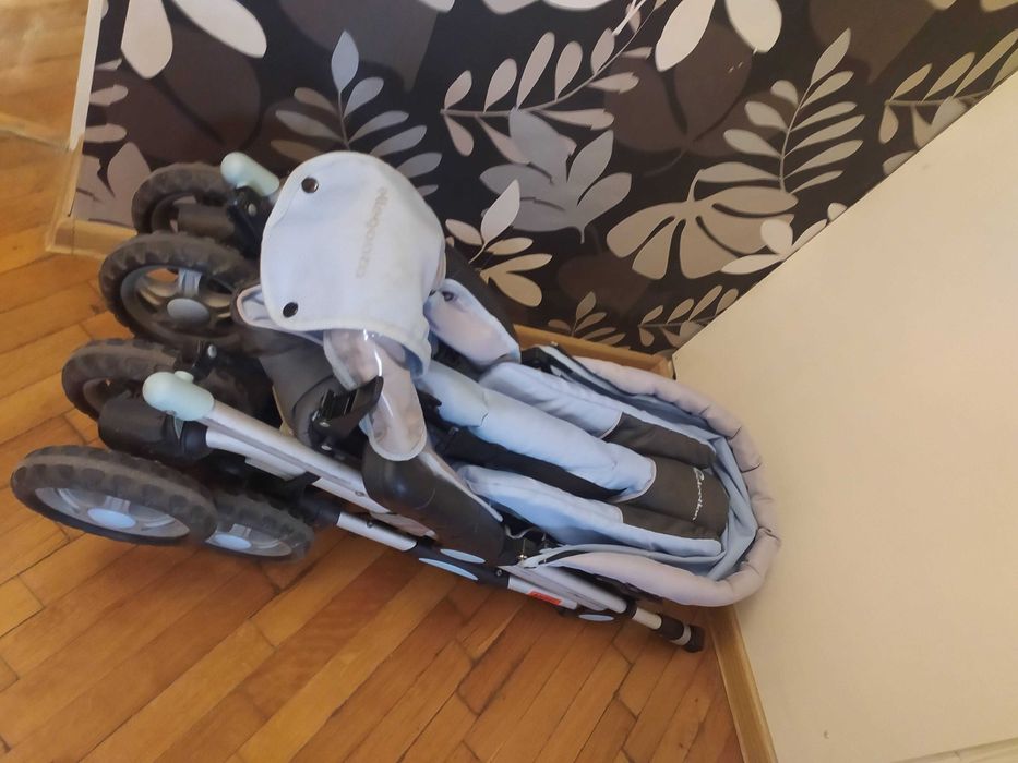 Лятна детска сгъваема количка Chipolino Elleganza светло синя - сива