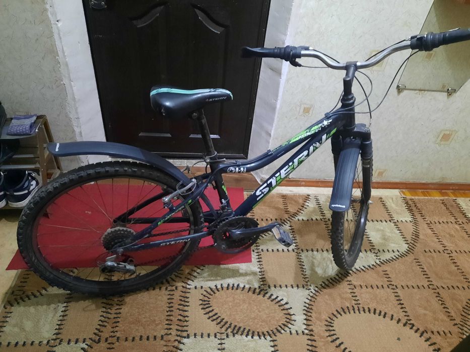 Velosiped STERN Rossiyskiy