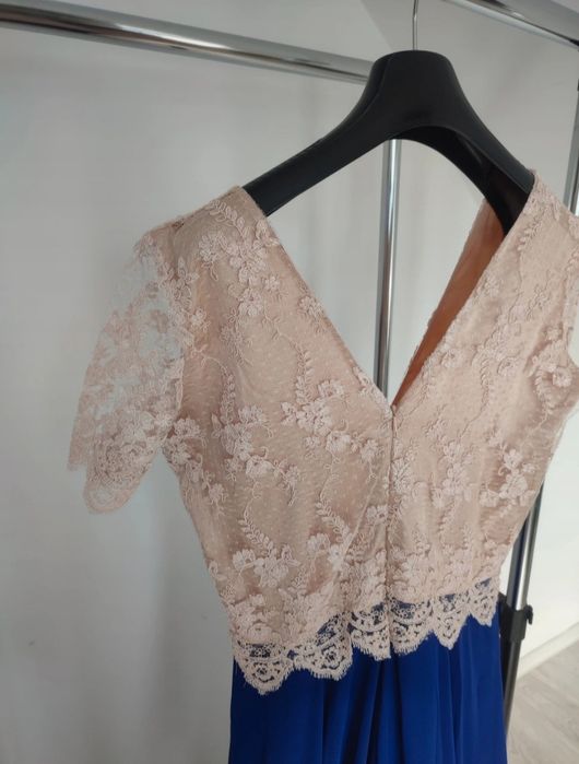 Rochie lunga eleganta, dantela si voal