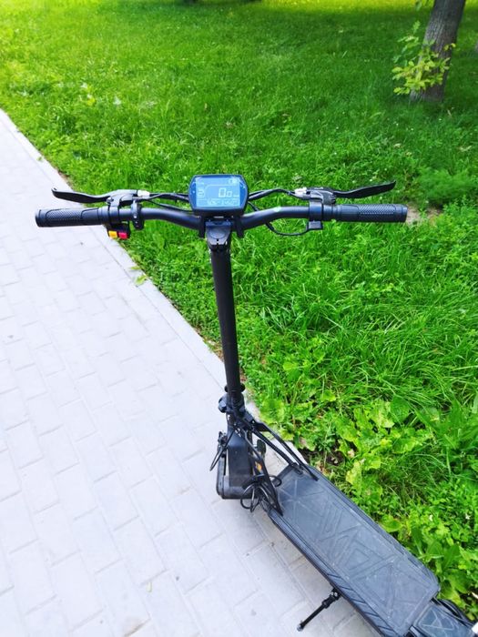 Самокат Kugoo g2