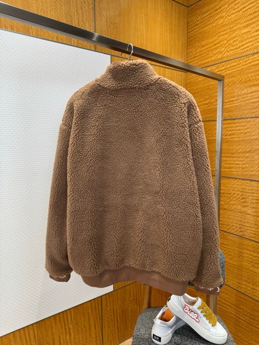 Geaca Louis Vuitton cu blana Premium