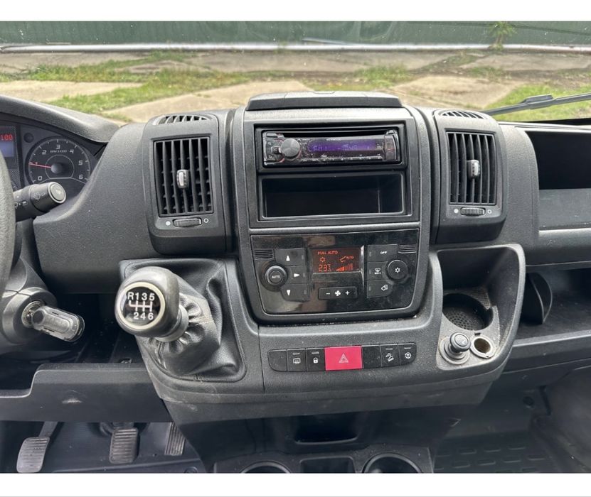 СВОБОДЕН, БУС ПОД НАЕМ, без депозит, 131кс голяма база, икономичен