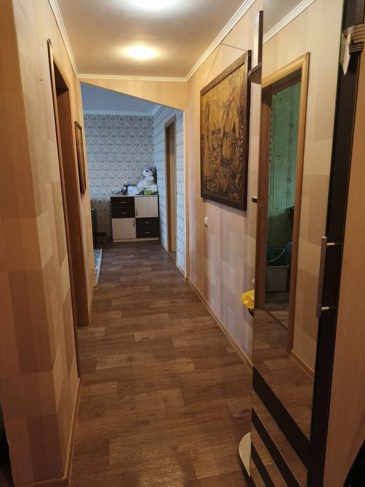 Продам 3- комнатную квартиру на Ауэзова 44