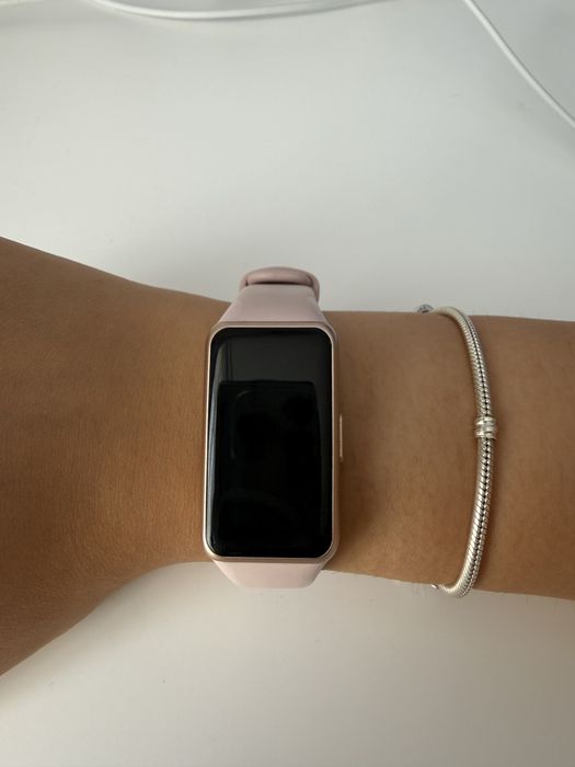 Смарт часы HUAWEI band 9