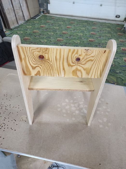 Детские стульчики