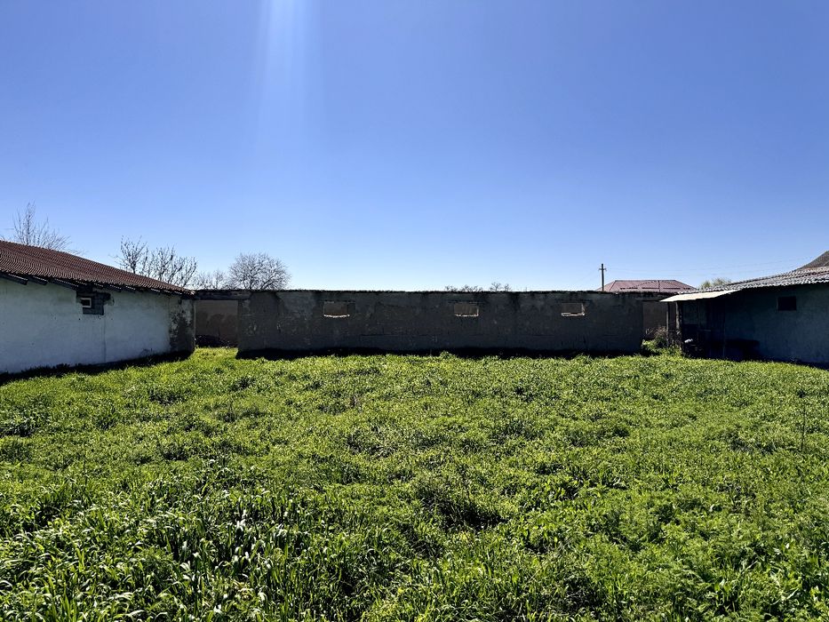 Срочно (Ховли жой) Ишлаб чикариш базаси сотилади | 640 м² | 22 сотых |