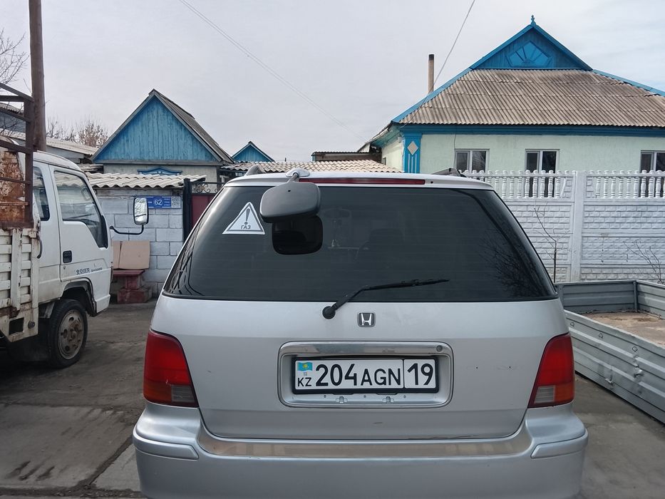 Продам Хонда одисей 96г.ц2.6