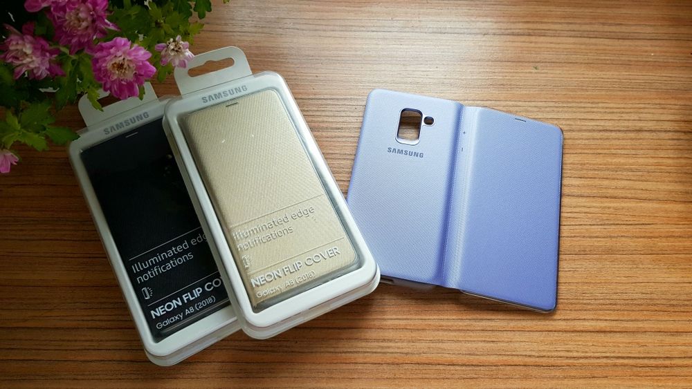 Husa Originala Flip cover Neon Samsung Galaxy A8 2018 Noua!