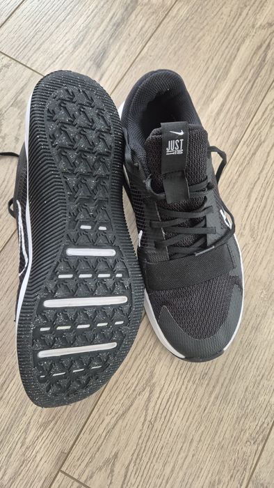 Дамски маратонки Nike