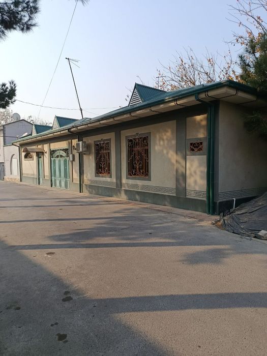 2.5 sotih hovli sotilda sergili honabod jakey choyhona yonida