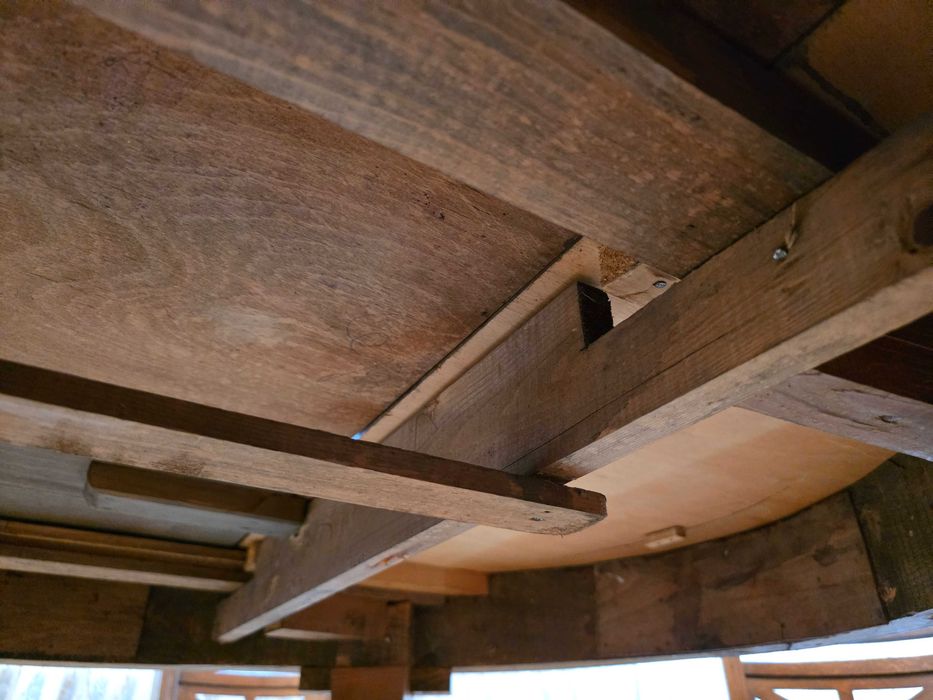 Set Sufragerie de Lux (Anii '50): Masă Extensibilă + 6 Scaune Tapițate – Stare Impecabilă