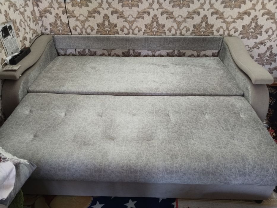 Продам диван в отличном состоянии!