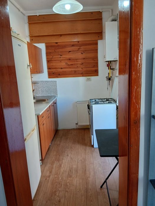 Garsoniera de inchiriat